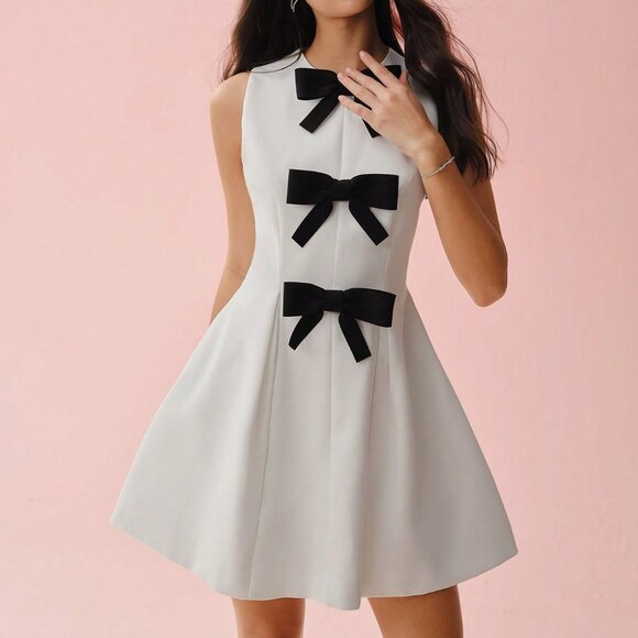 White Elegant Women's Bow Decor Waist Cinched Sleeveless Mini Dress - Picture 3 of 7